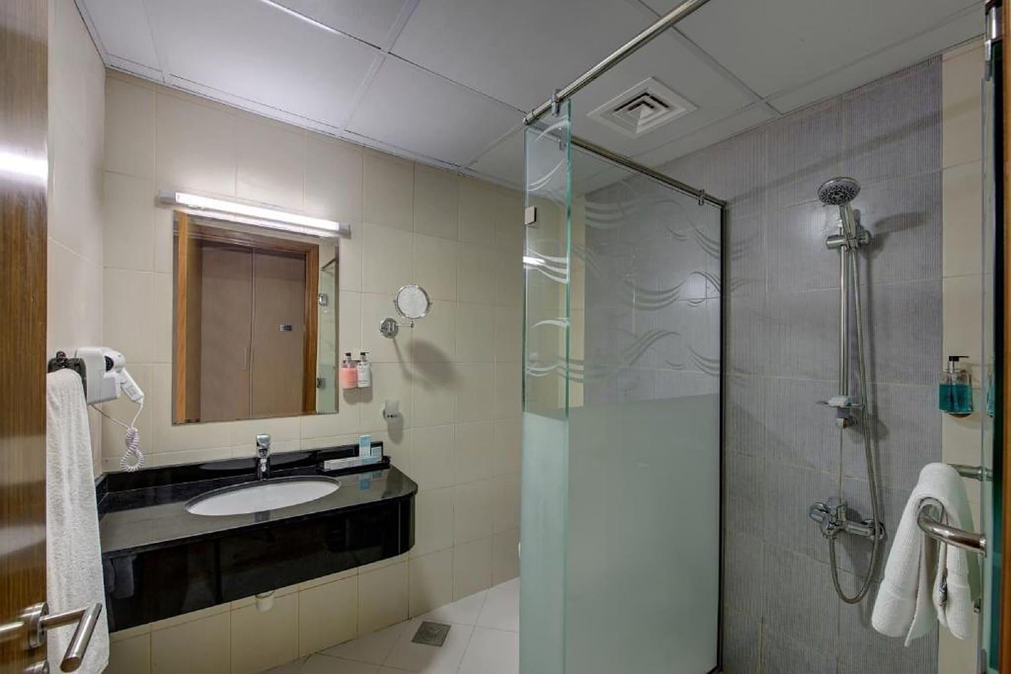 Aparthotel - Marjan Island 3*