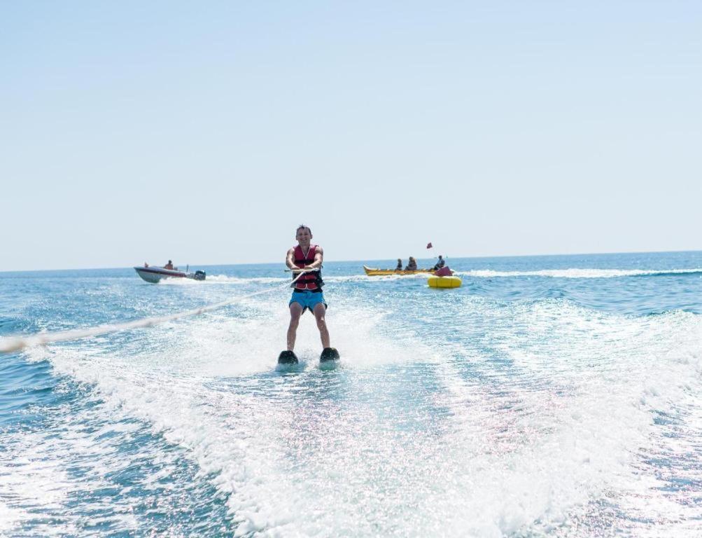 - Marjan Island Aparthotel Ras al-Khaimah