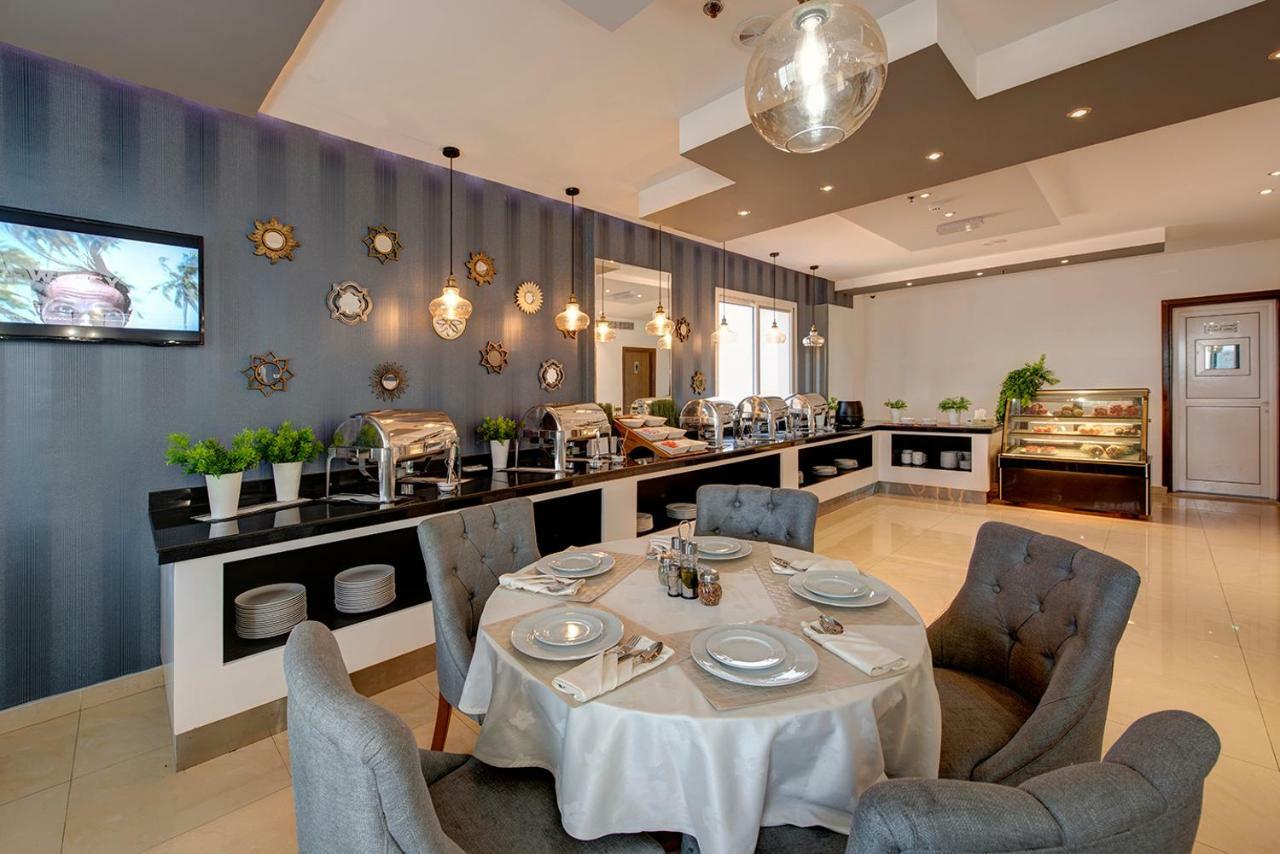 - Marjan Island Aparthotel 3*