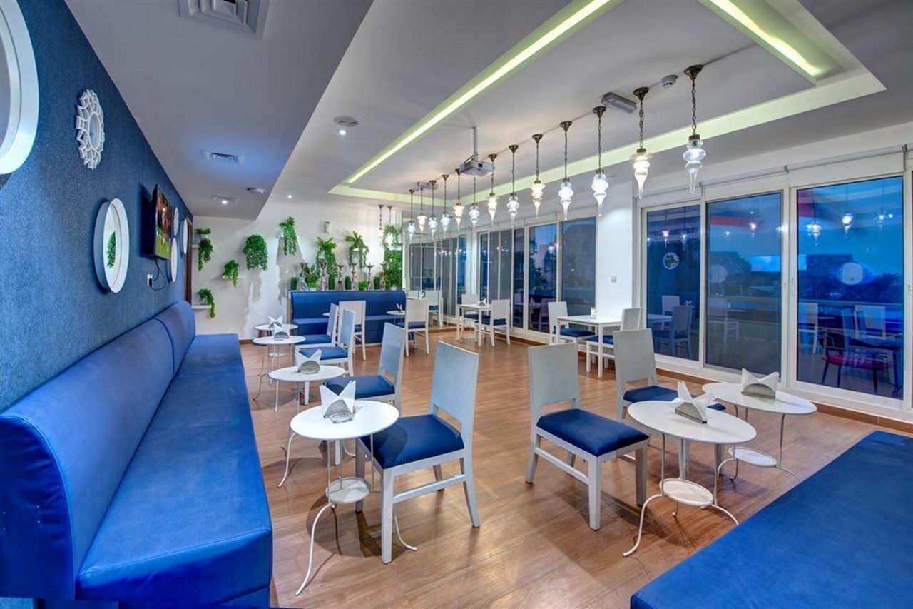 Aparthotel - Marjan Island 3*